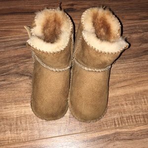 Minnetonka baby moccasins